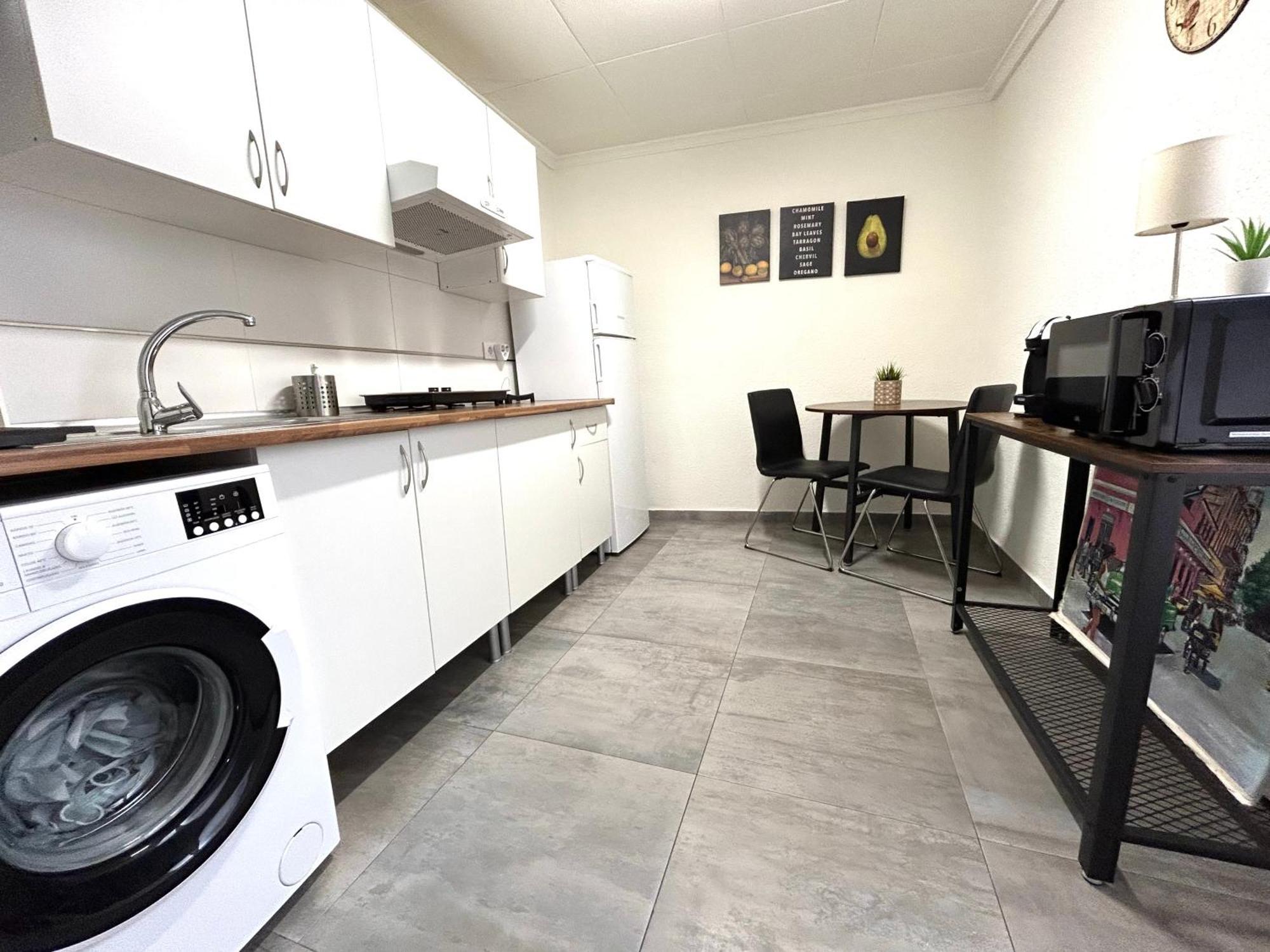 Plaza Circular Mas Que Apartamentos Murcia Ngoại thất bức ảnh