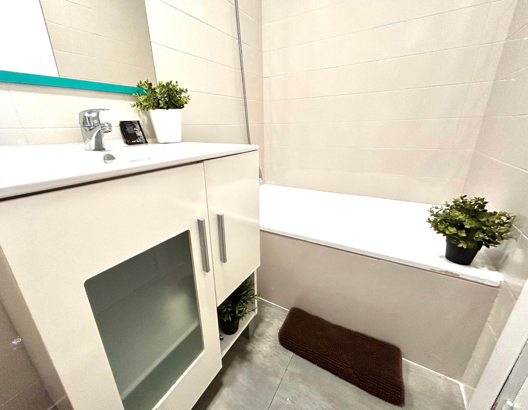 Plaza Circular Mas Que Apartamentos Murcia Ngoại thất bức ảnh