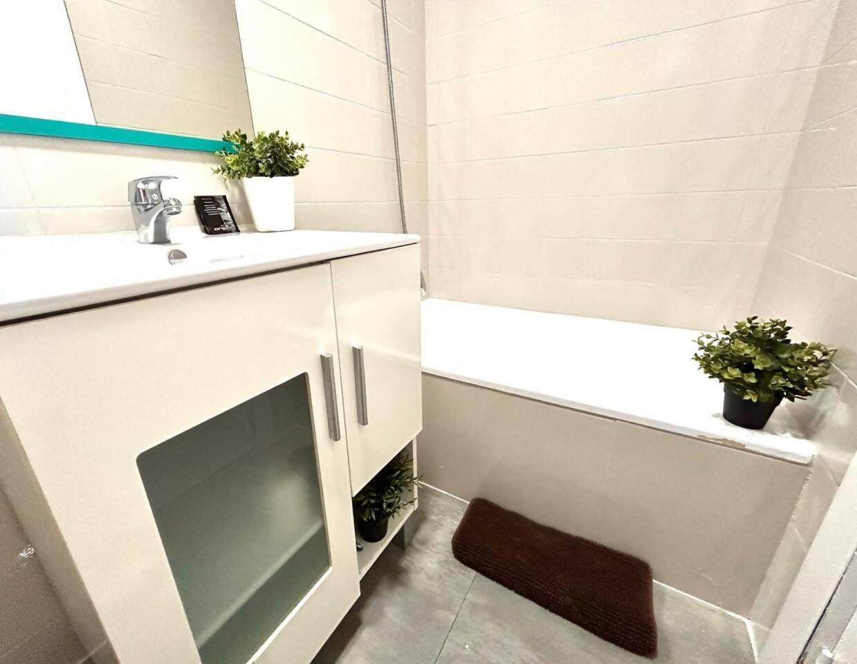 Plaza Circular Mas Que Apartamentos Murcia Ngoại thất bức ảnh