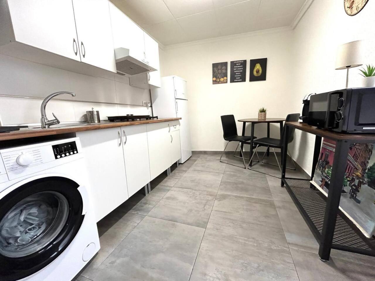 Plaza Circular Mas Que Apartamentos Murcia Ngoại thất bức ảnh